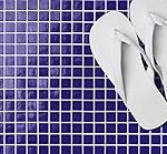 Comparativa: Los Mejores Gresites Antideslizantes para Duchas de Piscina