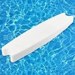 Análisis y comparación de las mejores escaleras salva mascotas para piscinas: ¡Protege a tus compañeros peludos en el agua!